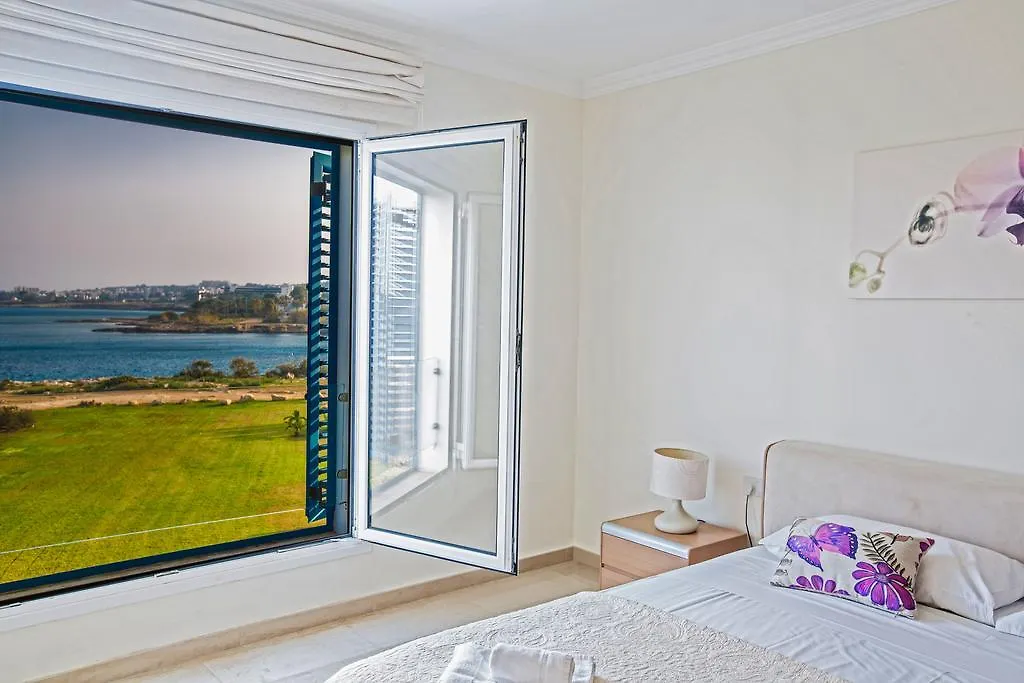 Leana Front Line Villa Protaras