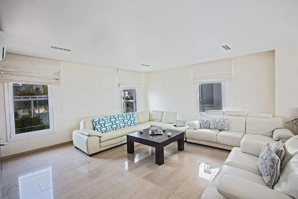 Leana Front Line Villa Protaras